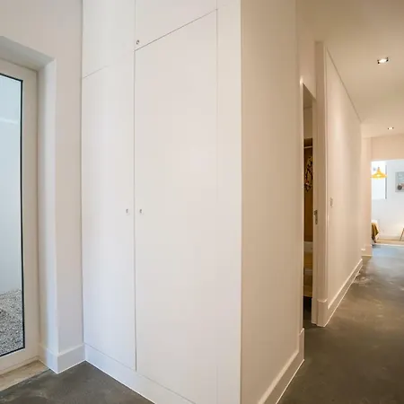 Lemon Tree Garden 3bedroom Apartamento *