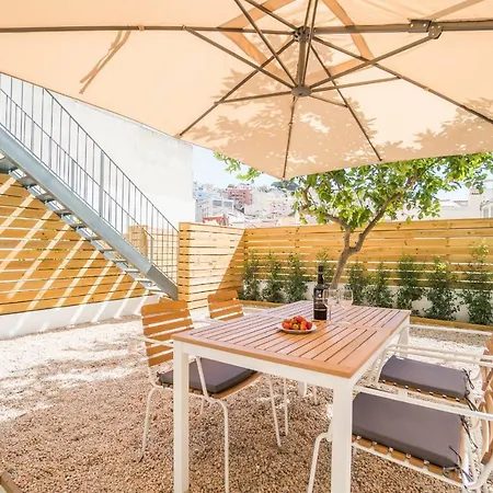 アパート Lemon Tree Garden 3bedroom リスボン