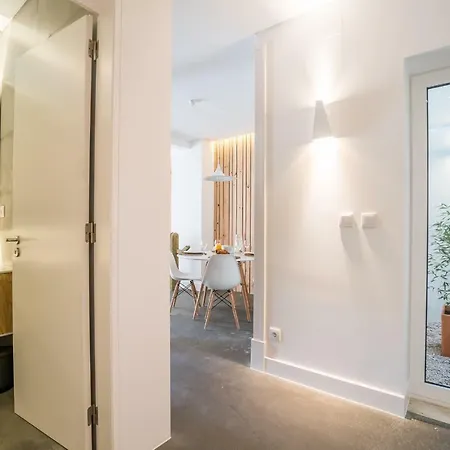 Lemon Tree Garden 3bedroom *